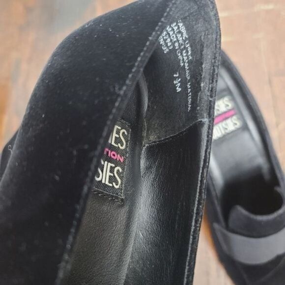 Black Vegan Suede Loafer Chunky Heel Mootsie Tootsies Collection 7 1/2 - Picture 9 of 10